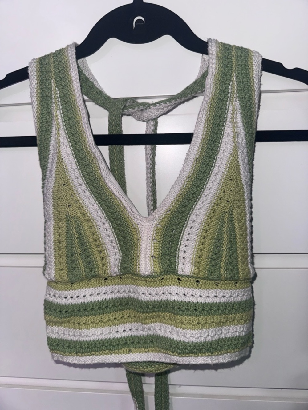 Hollister Striped Knit V-Neck Crop Top in Green & White